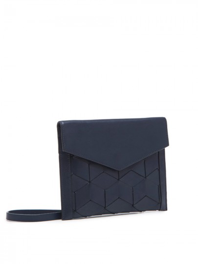 Wanderer Crossbody